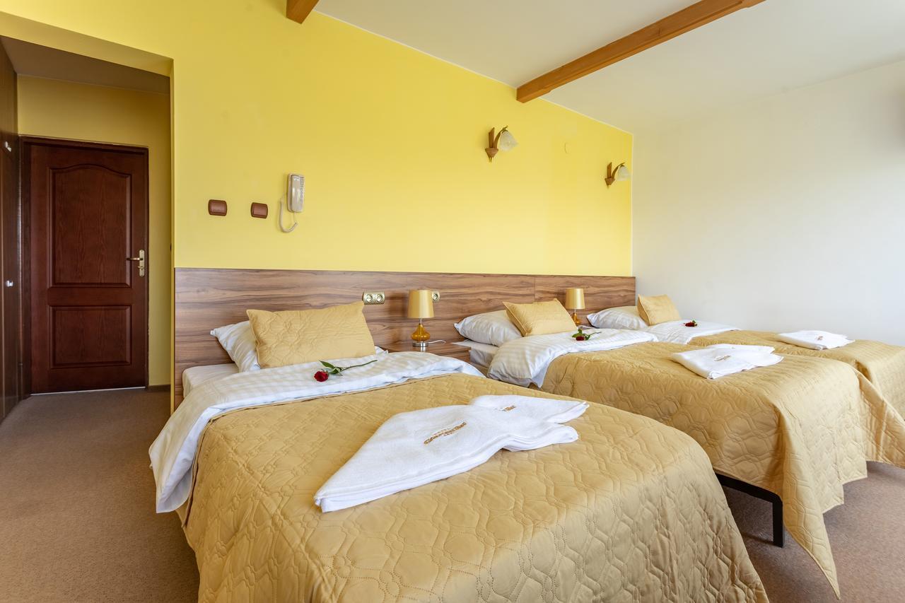 Hotel Góralski Raj Nowy Targ Kültér fotó