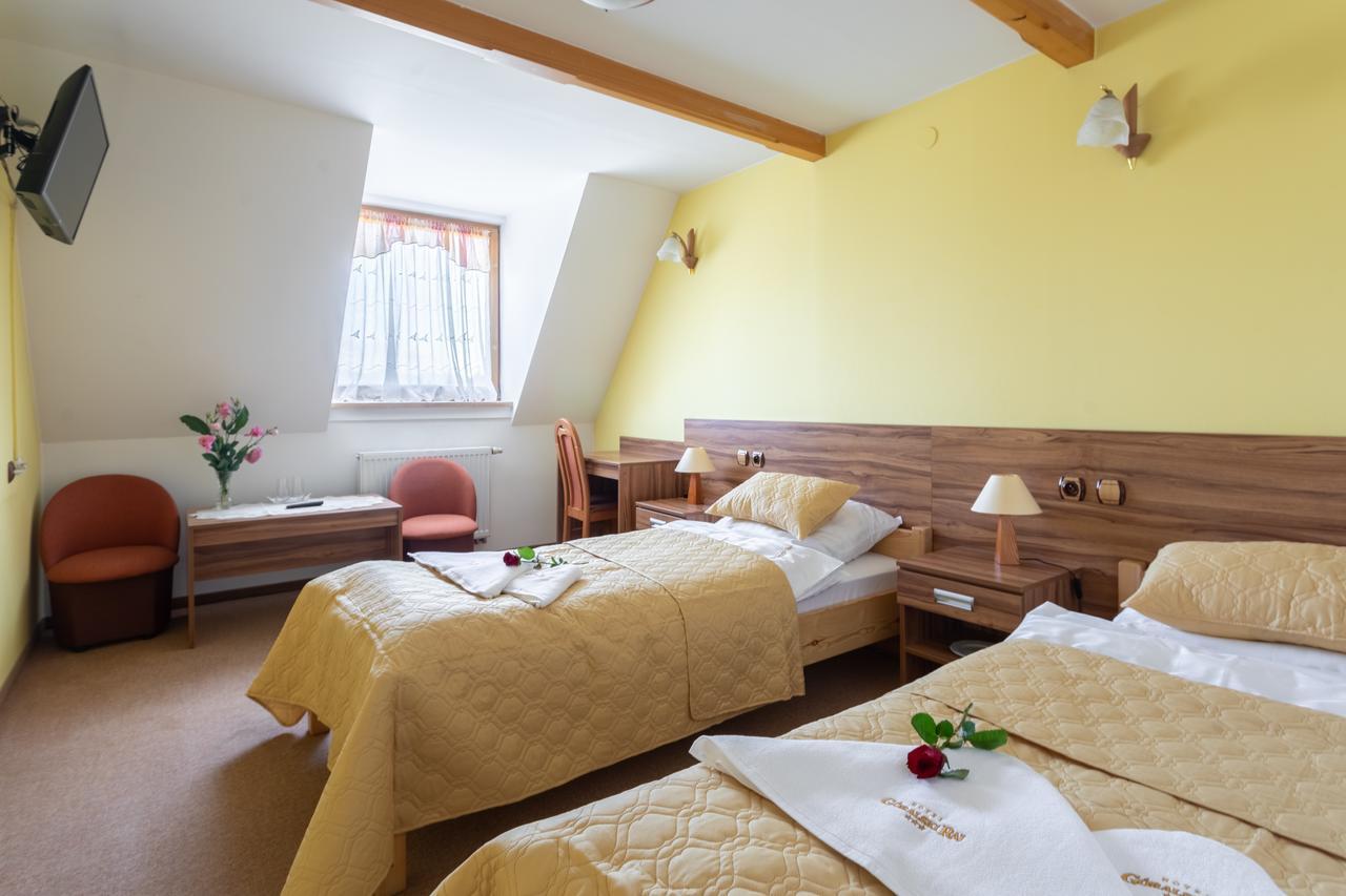 Hotel Góralski Raj Nowy Targ Kültér fotó